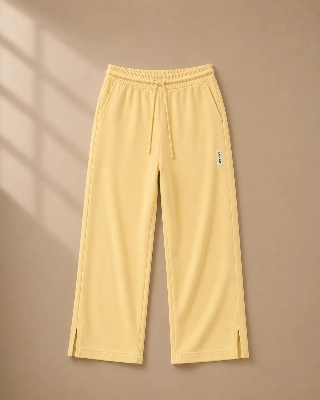 Printed T-Shirt & Split-hem Trousers - TEN