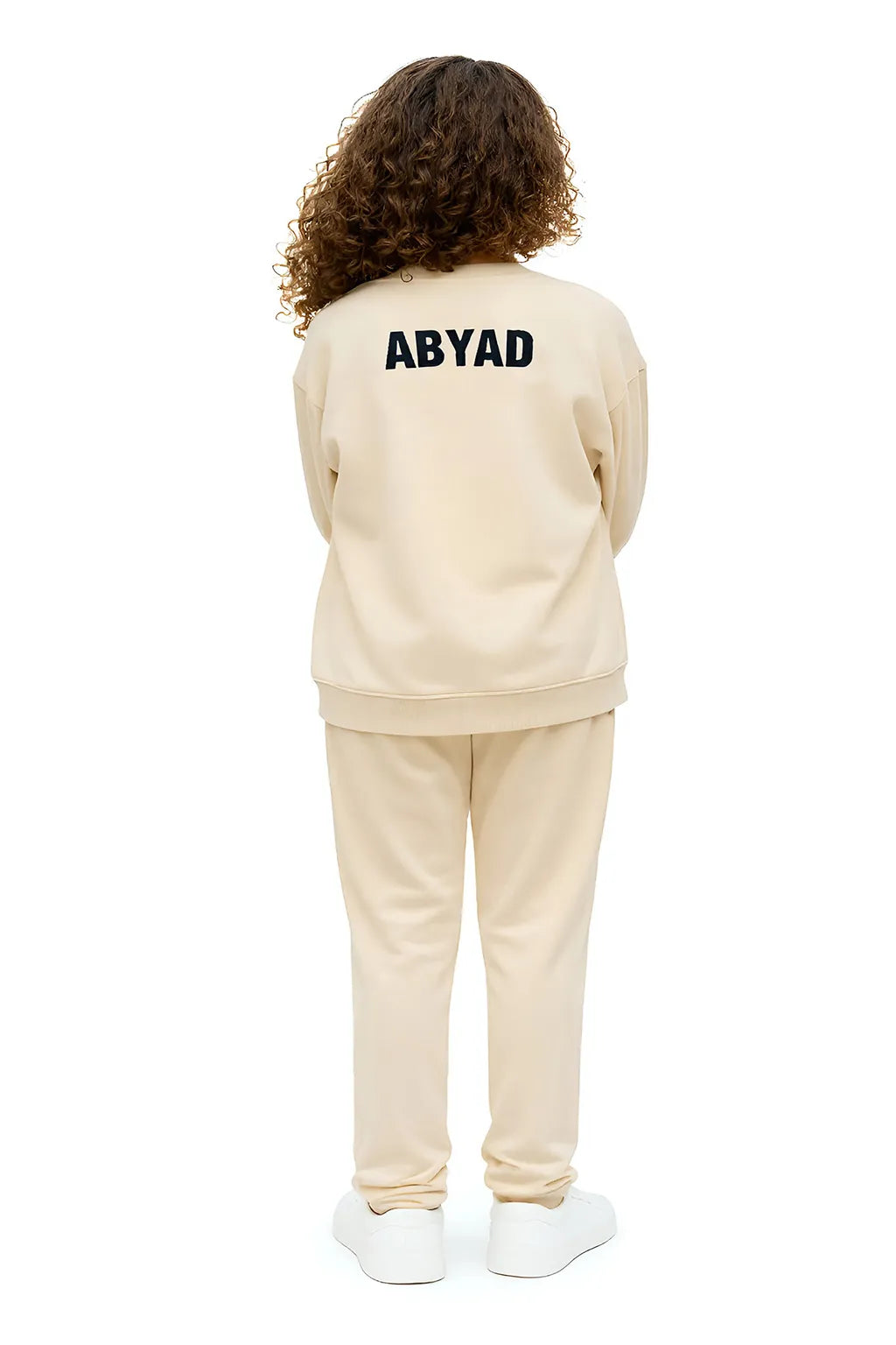 Ivory Sweatshirt Girl Final 2
